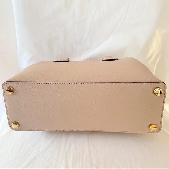 SOLD ‼️authentic MK leather Camille satchel ballet - Picture 5 of 6